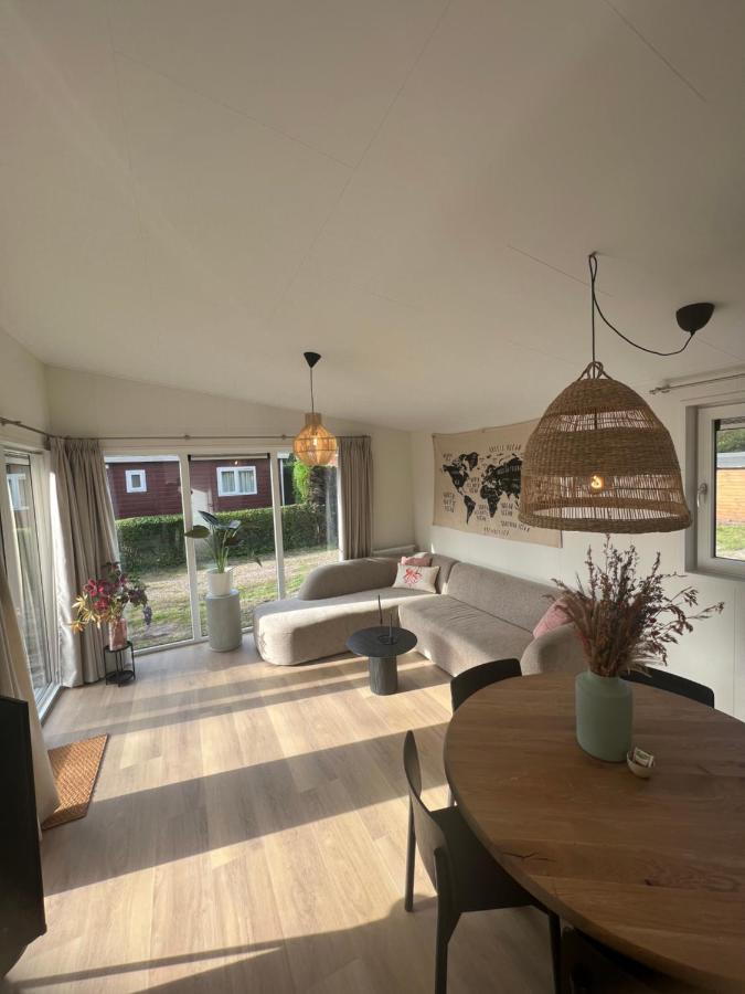 Vakantiehuisje Zeegeluk Vlakbij De Kust Sint Maartensvlotbrug Eksteriør billede